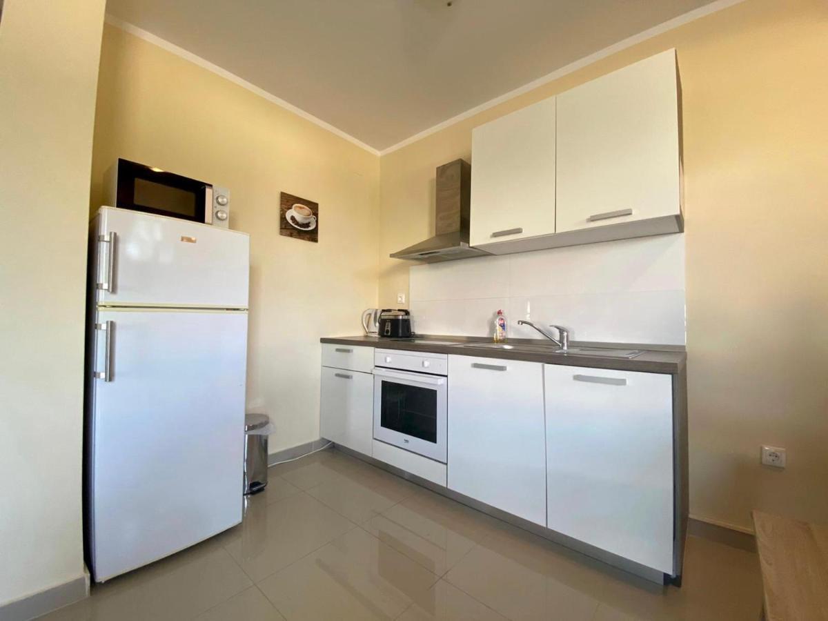 Atrium Novalja Apartment Exterior photo
